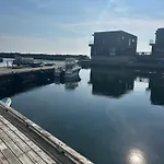 Appartamento Flott Leilighet, 1 Etasje Med Nydelig Sjoutsikt *