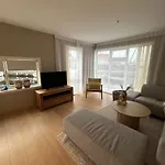 Flott Leilighet, 1 Etasje Med Nydelig Sjoutsikt Appartamento