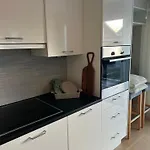 Appartamento Flott Leilighet, 1 Etasje Med Nydelig Sjoutsikt *