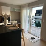 Appartamento Flott Leilighet, 1 Etasje Med Nydelig Sjoutsikt Karmoy