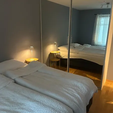 Apartamento Flott Leilighet, 1 Etasje Med Nydelig Sjoutsikt