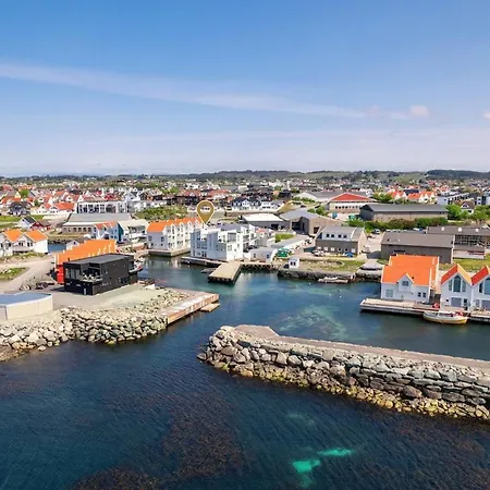 Flott Leilighet, 1 Etasje Med Nydelig Sjoutsikt Karmoy