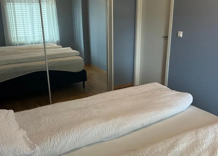 Flott Leilighet, 1 Etasje Med Nydelig Sjoutsikt *