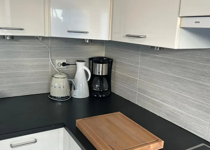 Appartement Flott Leilighet, 1 Etasje Med Nydelig Sjoutsikt